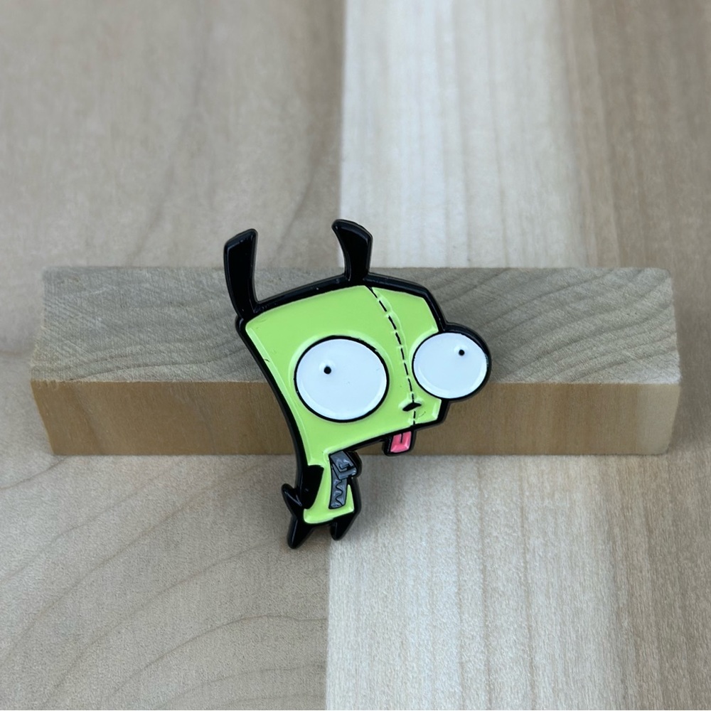 Gir Enamel Pin